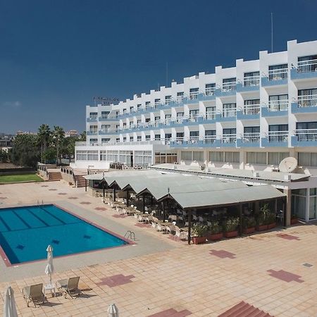 Polycarpia Hotel Pernera Kültér fotó