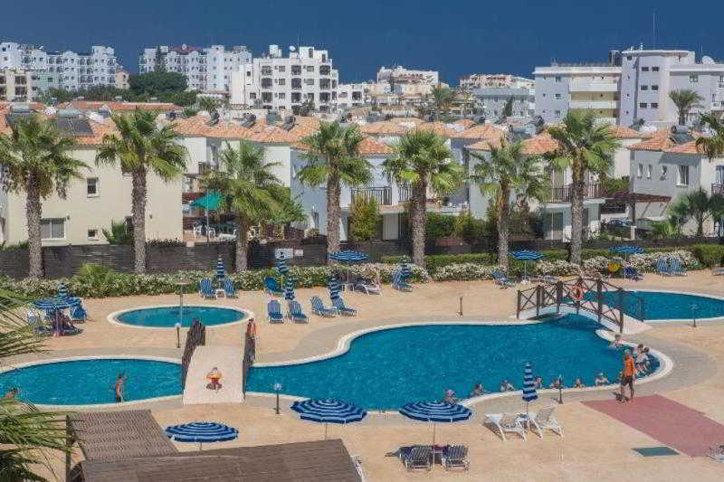 Polycarpia Hotel Pernera Kültér fotó