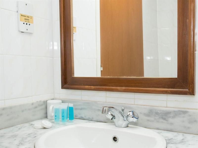 Polycarpia Hotel Pernera Kültér fotó